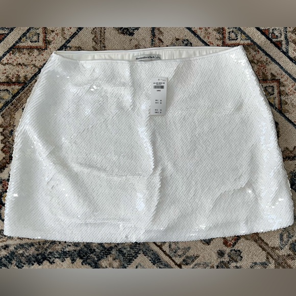 Abercrombie & Fitch Dresses & Skirts - A&F Sequin Skirt NWT
